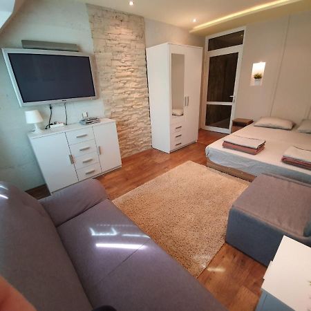 Apartment For You Varna Buitenkant foto